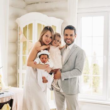 Babysitting job in Doha: babysitting job Hanna