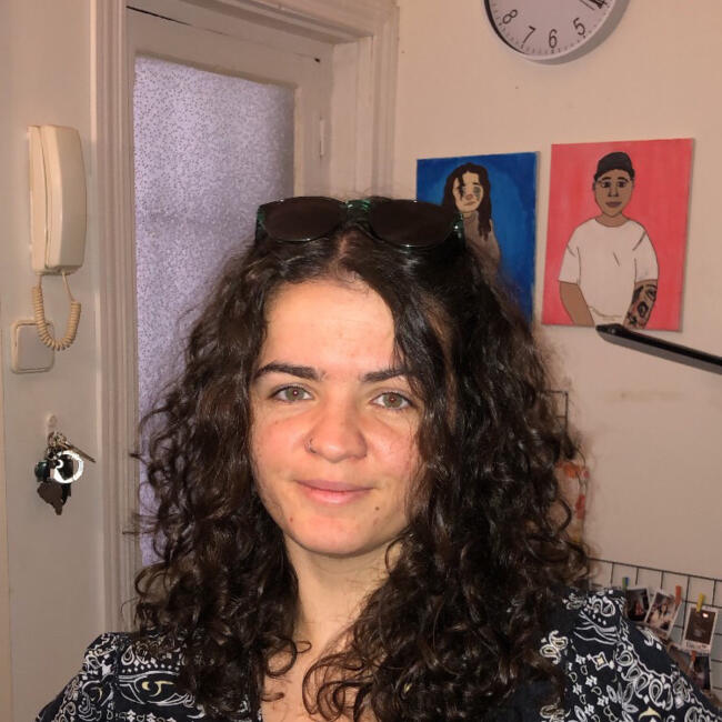 Babysitter in Madrid: Scarlet