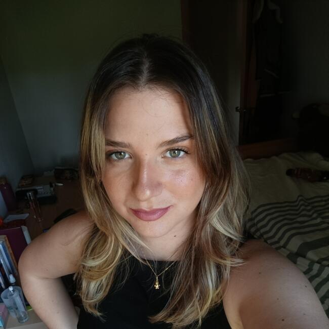 Canguro en Collado Villalba: Raquel