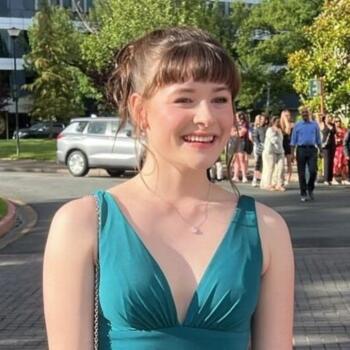 Babysitter in Canberra: Samantha