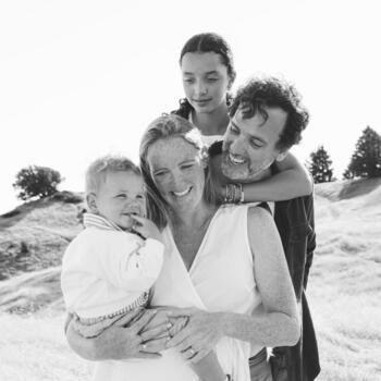 Babysitting job in Seattle: babysitting job Heraclio