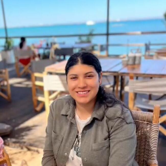 Babysitter in Cabo San Lucas: Maria The Hotel Nanny