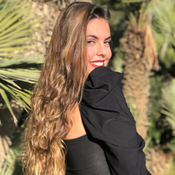 Babysitter in Blanes: Julia