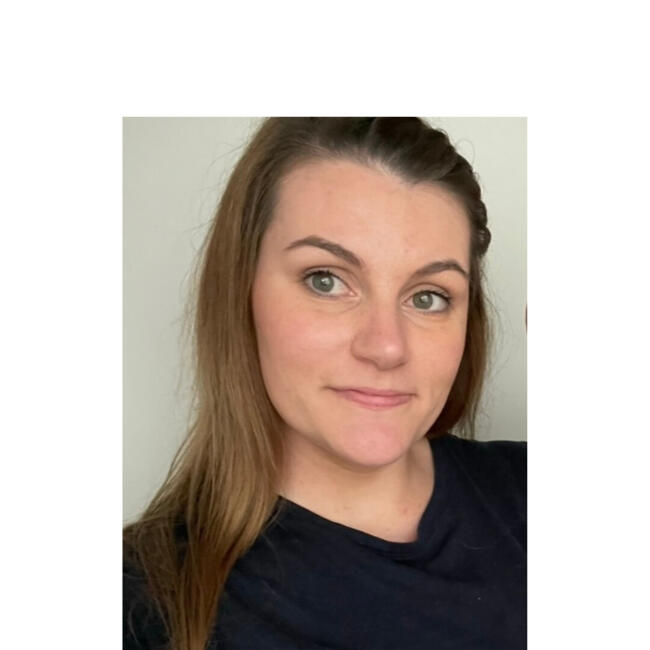 Babysitter in Central Coast: Emma