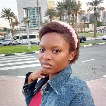 Babysitter in Dubai: Nakimbugwe Bridget