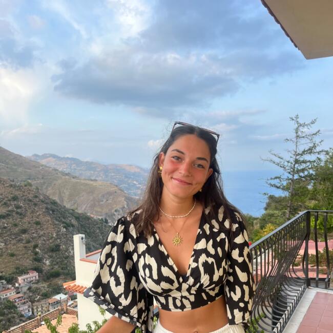 Babysitter in Treillières: Léa