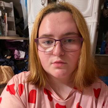 Babysitter in La Louvière: Oceane