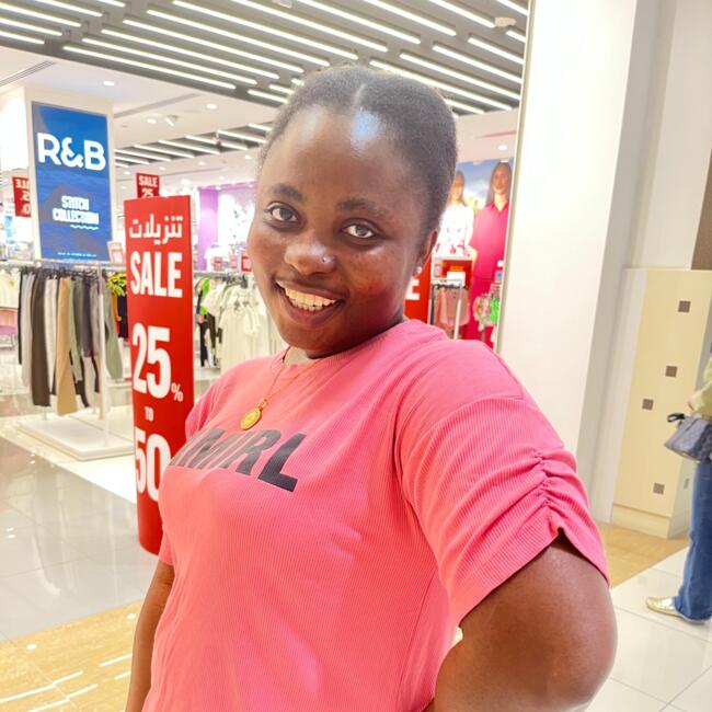 وظيفة جليسة أطفال في إمارة الشارقة: Halima