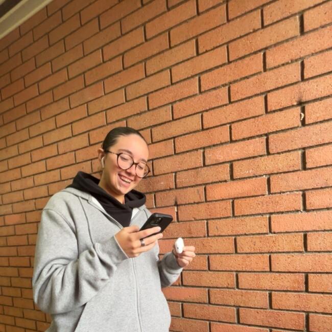 Babysitter in Lucé: Lyona