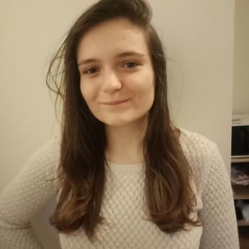 Barnvakt Åkersberga: Noémie