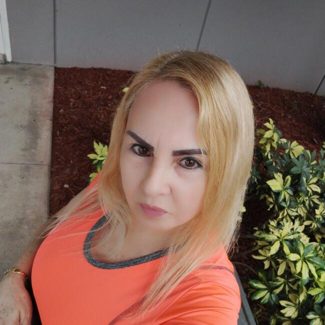 Babysitter in Charlotte: Nuvia