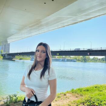 Baby-sitter Strasbourg: Klodiana