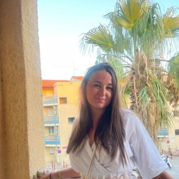 Babysitter Blessy: Chloe