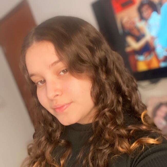 Babysitter in Araguari: Nicolly