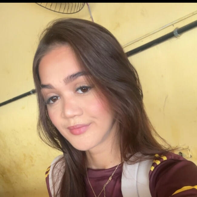 Babá em Recife: Gislany