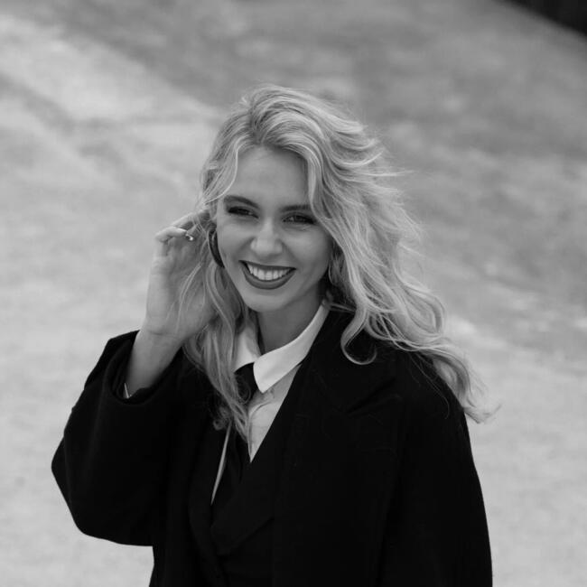 Babysitter em Cascais: Yaryna