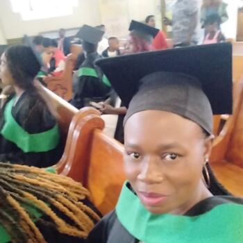 Babysitter Cape Town: Metrisha