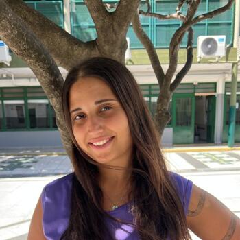 Babysitter in Ourense: Mayra
