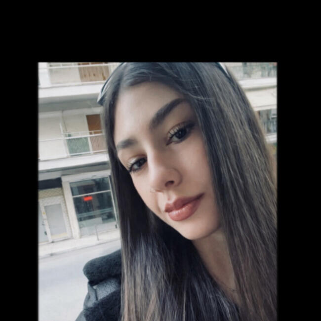 Babysitter in Volos: Εβελίνα