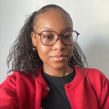 Babysitter in Champigny-sur-Marne: Jemima