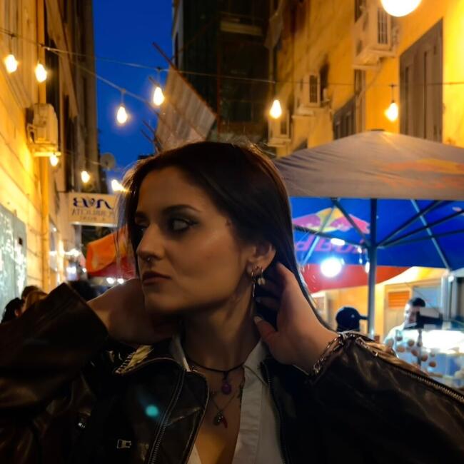 Babysitter in Villaricca: Mariarosaria sara