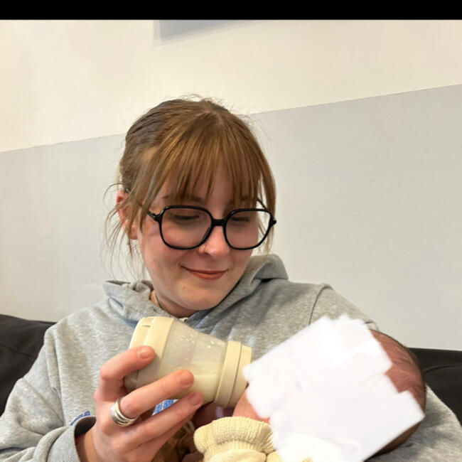 Babysitter στην περιοχή Ντιζόν: Lucile