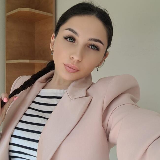 Babysitter in Tâncăbeşti: Beatrice