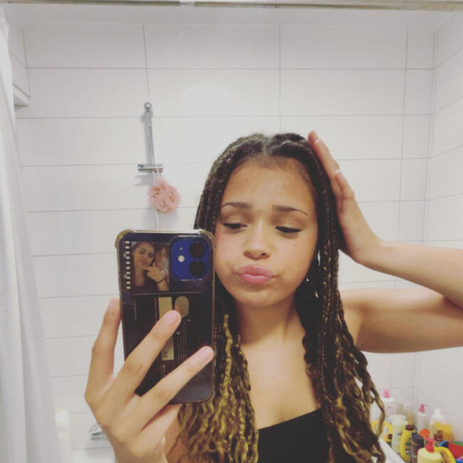 Babysitter in Sarreguemines: Anais