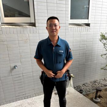 Nanny in Taichung: 冠凱