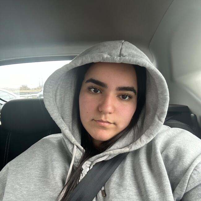 Babysitter in Saint-Pantaléon-de-Larche: Lilia