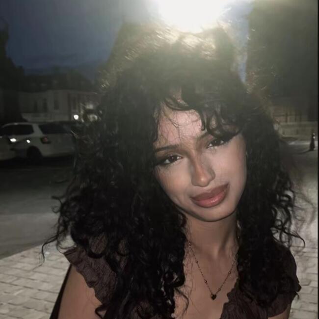 Babysitter in Amiens: Romayssae