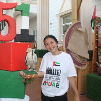 Babysitter Abu Dhabi: Evelyn