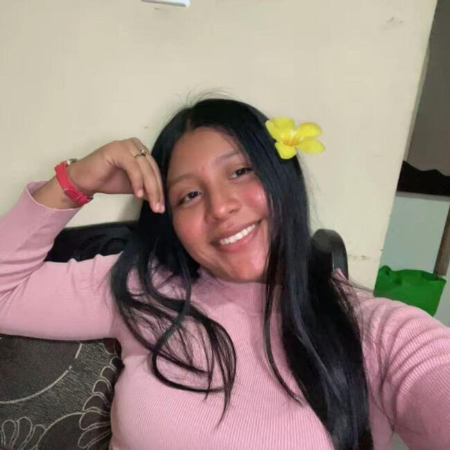 Babysitter in Burunga: KAREN