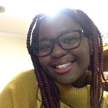 Babysitter Adelaide: Ruva