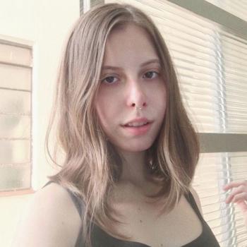 Babá Londrina: Júlia
