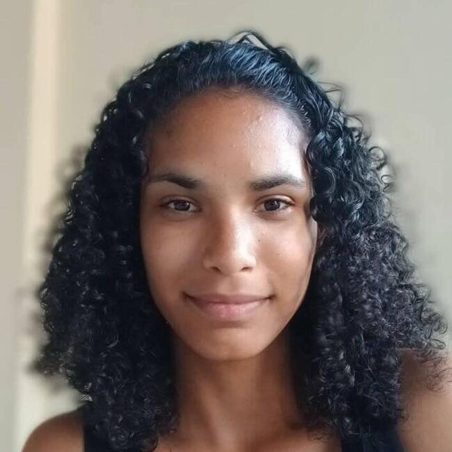Babá em Vitória: Nayara