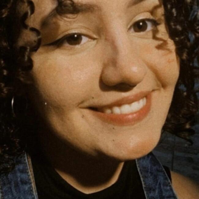 Babysitter in São Paulo (São Paulo): Larissa
