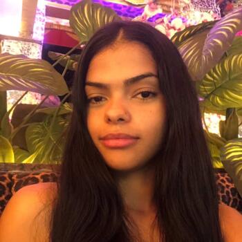 Babysitter in Cabo Frio: Elisandra
