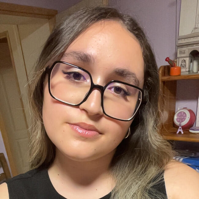 Babysitter in Saint-Chaptes: Ludivine