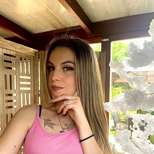 Babysitter in Erquelinnes: Jade