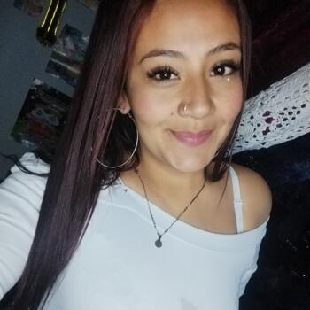 Babysitter in Saint-Ouen: Fernanda