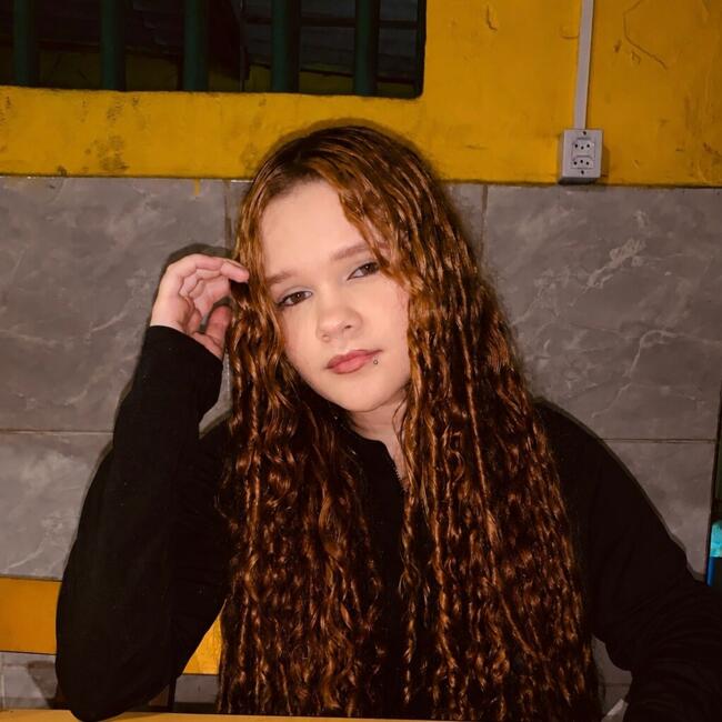 Babá em Recife: Franciellen