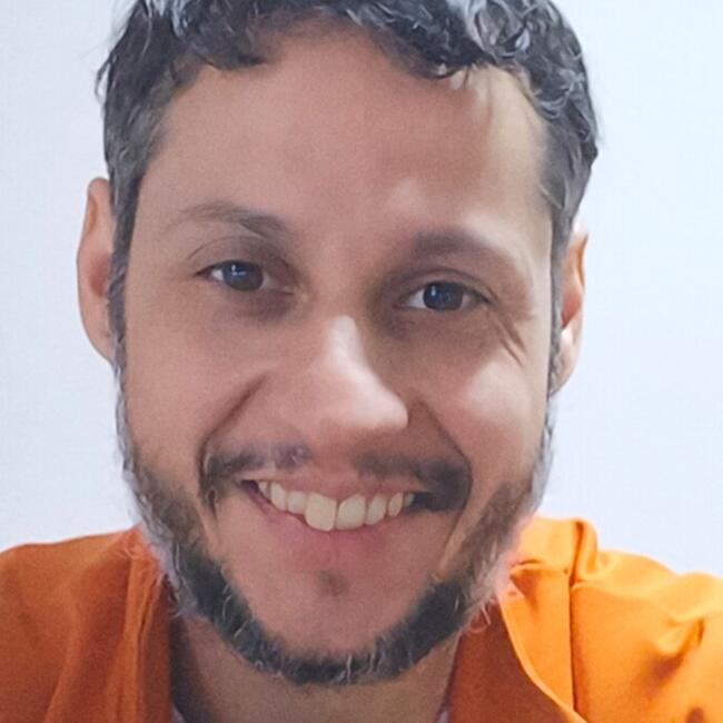 Babysitting job in Vila Velha: Antonio