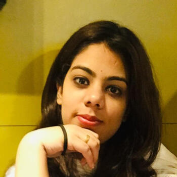 Parent Noida: Shelvi