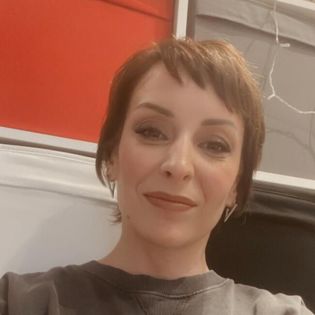 Babysitter στην περιοχή Ίλιον: Ελένη