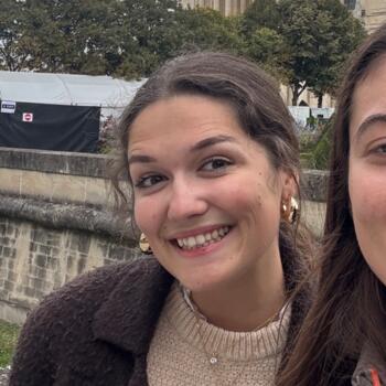 Babysitter in Bagneux: Oria