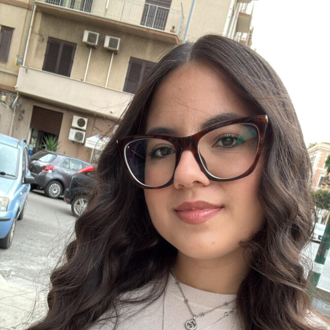 Babysitter in Palermo: Simona