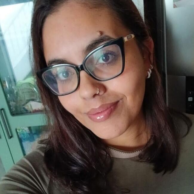 Babysitter in São Paulo: Claudia
