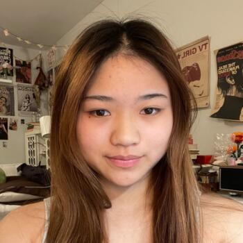 Baby-sitter in Richmond Hill: Camryn