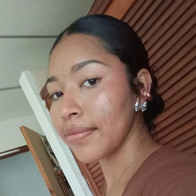 Babysitter in La Chorrera: Alison